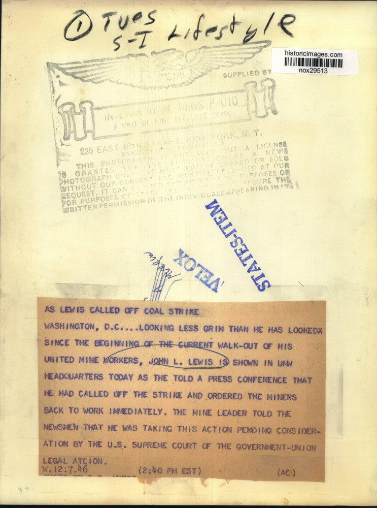 1946 Press Photo United Mine Workers President Tells Press He Called Off Strike