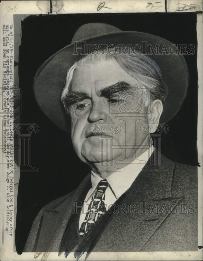 1948 Press Photo United Mine Walkers President John L. Lewis Exits Federal Court