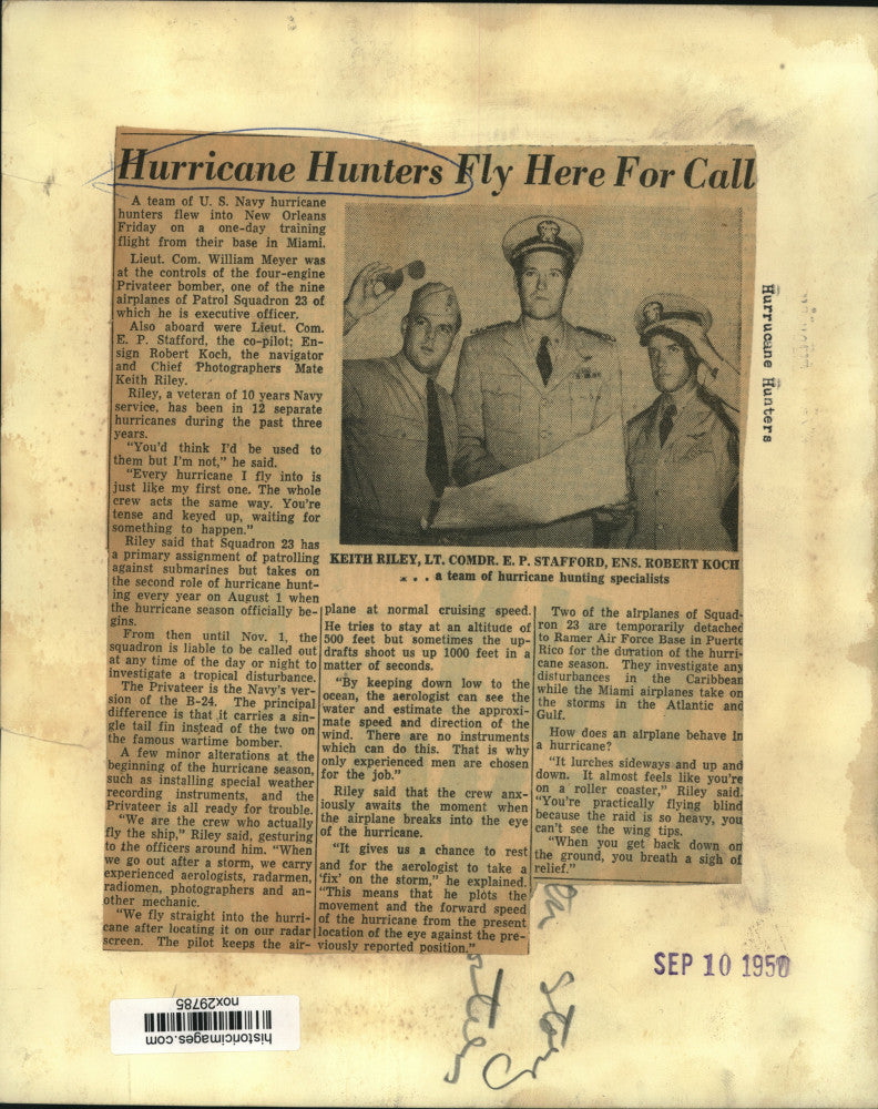 Load image into Gallery viewer, 1950 Press Photo Team of Navy Hurricane Hunting Specialists - nox29785
