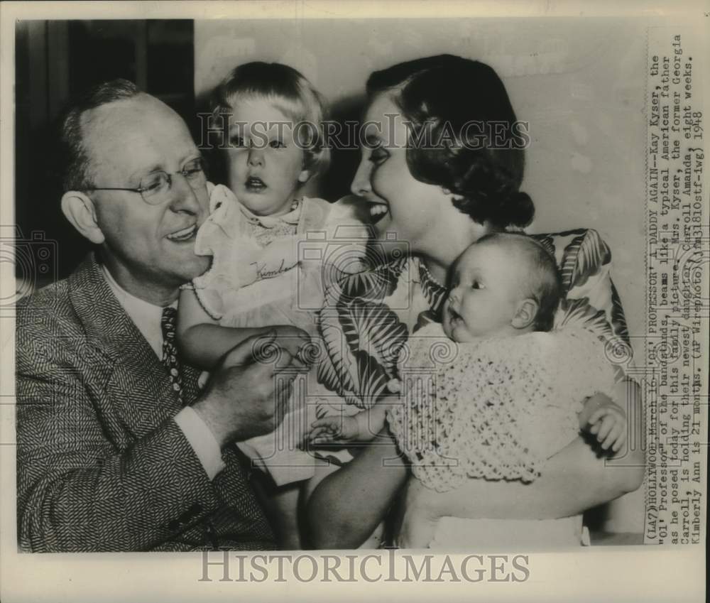 1948 Press Photo Bandleader-Radio Personality Kay Kyser &amp; Family - nox29816