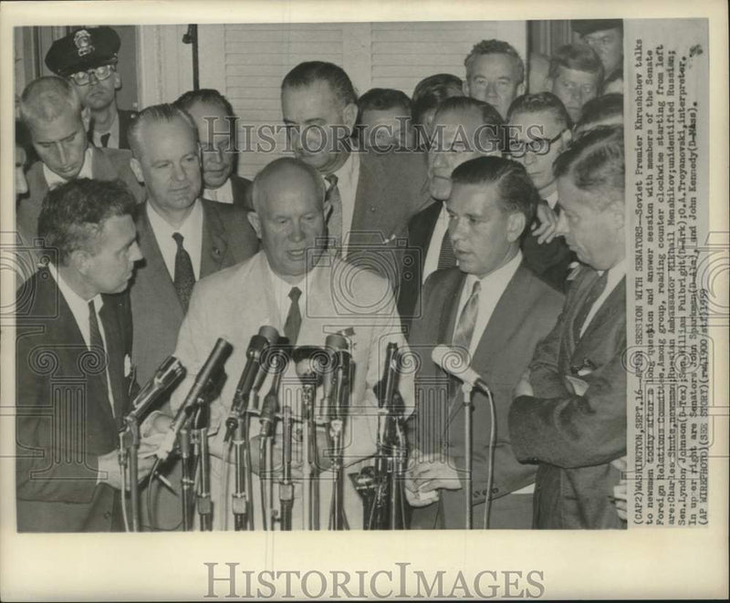 Load image into Gallery viewer, 1959 Press Photo Premier Khrushchev with Newsmen after Meeting with Senate Group
