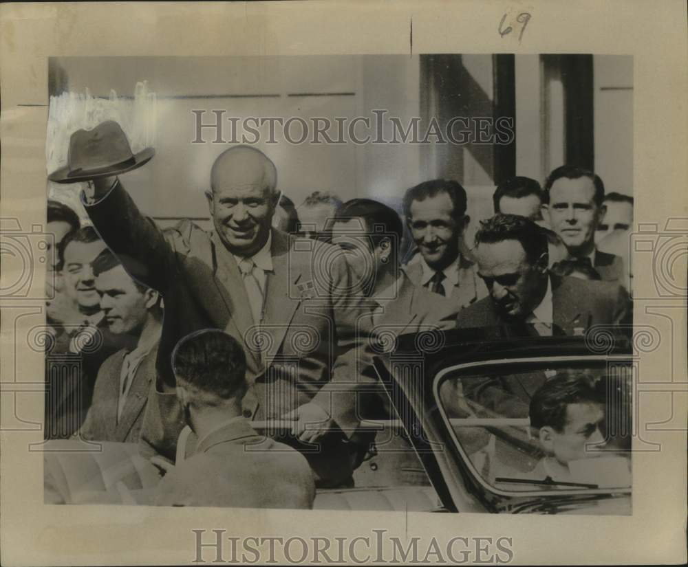 1958 Press Photo Soviet Premier Nikita Khrushchev in Motorcade - nox29846