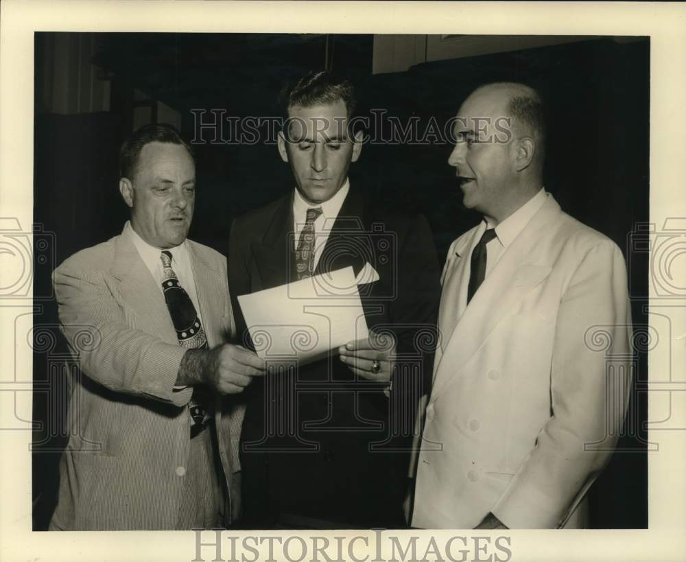 1949 Press Photo Clem Bernard, Milton LeBlanc, Sidney de Urmas - nox30033
