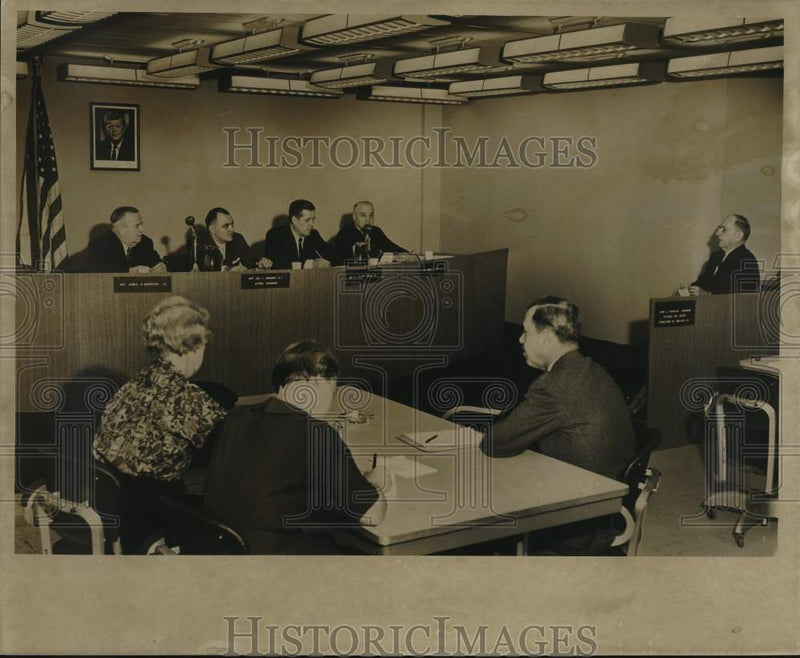 Load image into Gallery viewer, 1951 Press Photo Customs Collector Milton L. LeBlanc before House Committee
