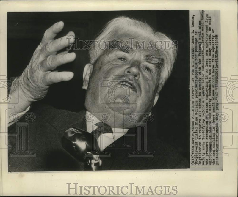 Load image into Gallery viewer, 1958 Press Photo United Mine Workers Pres. John L. Lewis testifies to the senate
