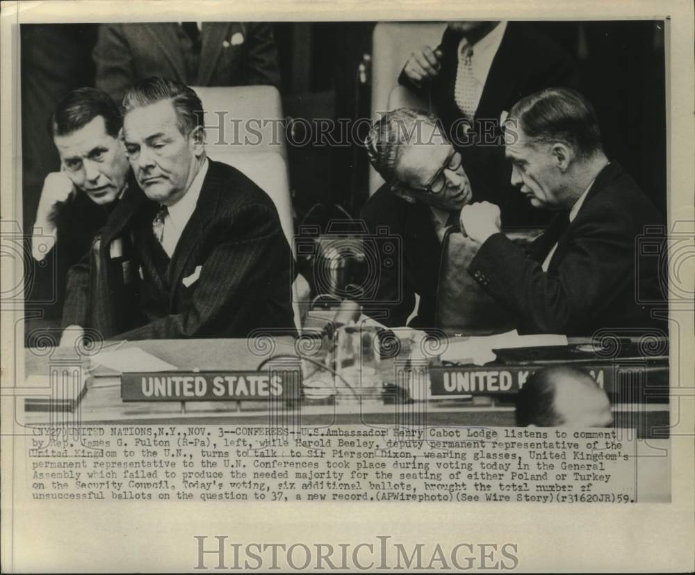 1959 Press Photo United States, British Officials Confer at United Nations