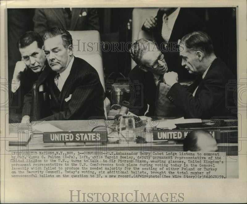 Load image into Gallery viewer, 1959 Press Photo United States, British Officials Confer at United Nations
