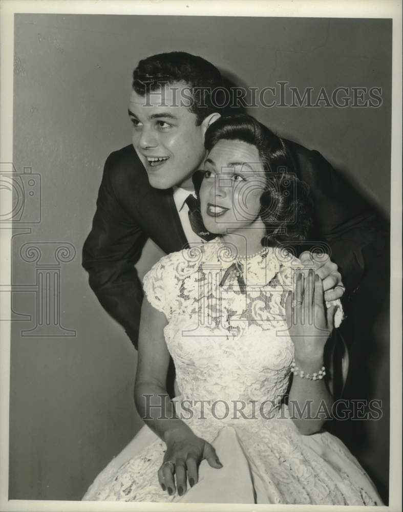 1955 Press Photo Singers Kitty Kallen, Julius La Rosa on &quot;TV&#39;s Top Tunes&quot;