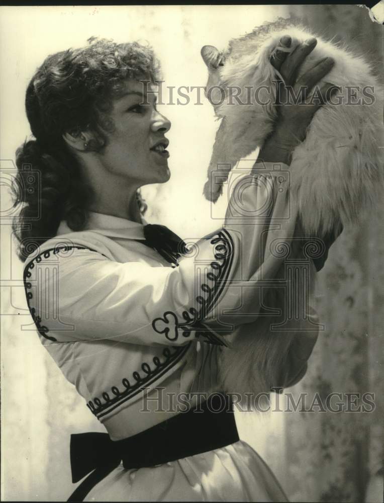 1975 Press Photo Actress Glenda Jackson plays Sarah Bernhardt in "Sarah"