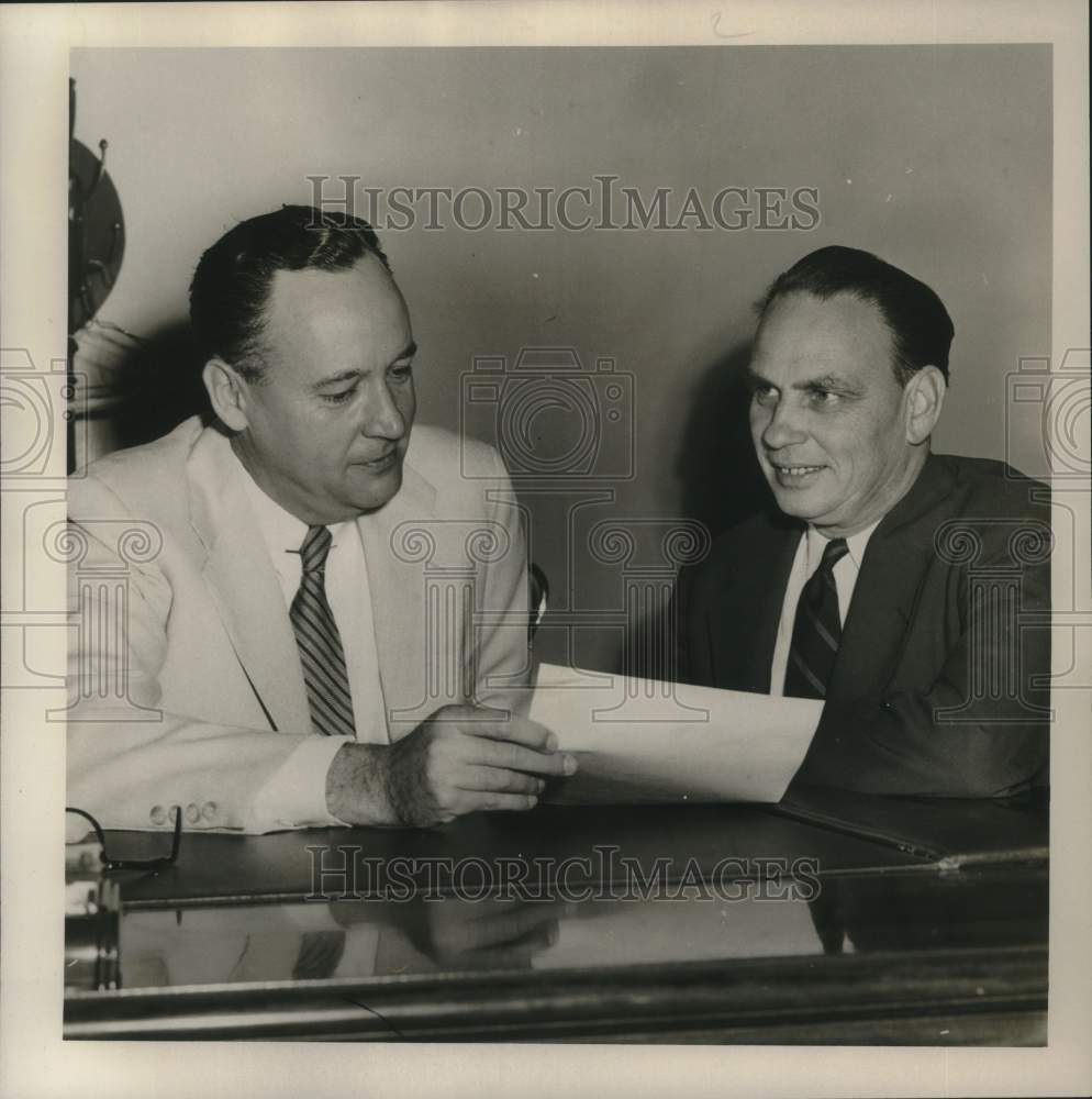 1952 Press Photo Frank Leeming - nox30479