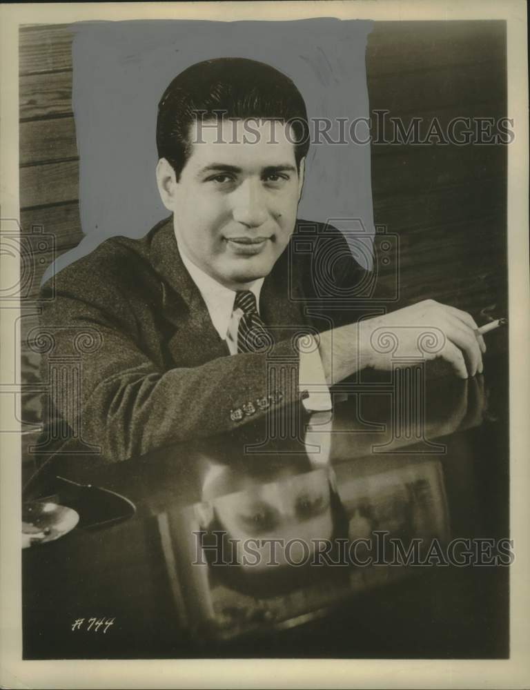 1959 Press Photo Pianist Theodore Lettvin - nox30493