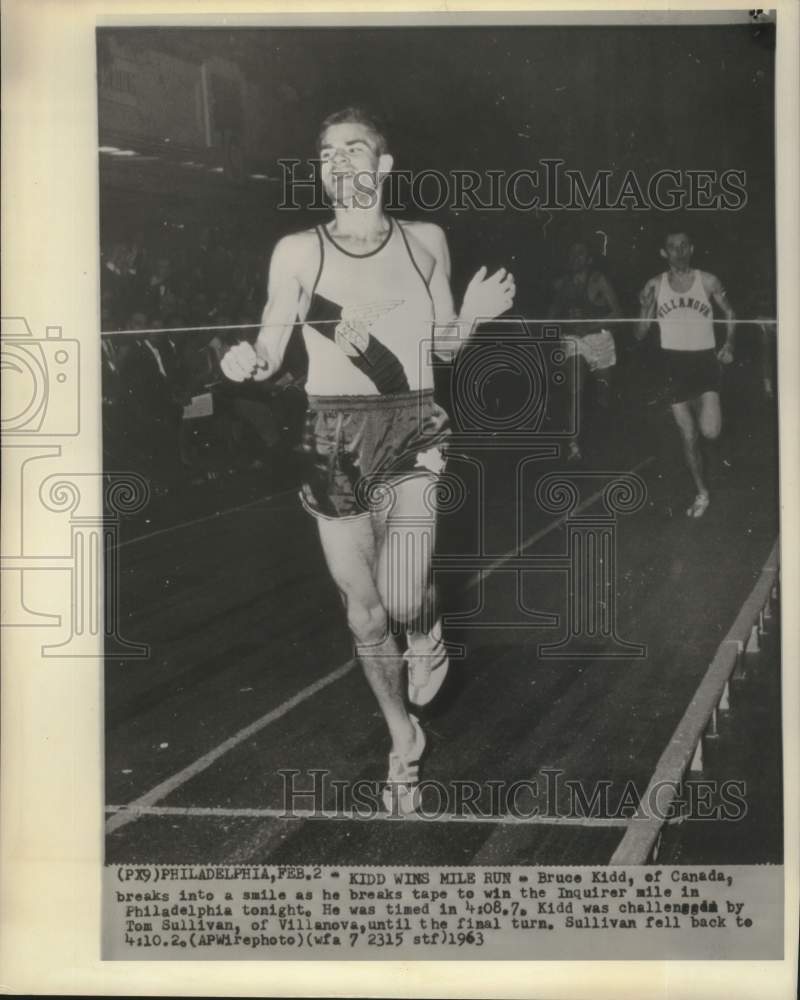 1963 Press Photo Canadian runner Bruce Kidd wins the Inquirer mile race