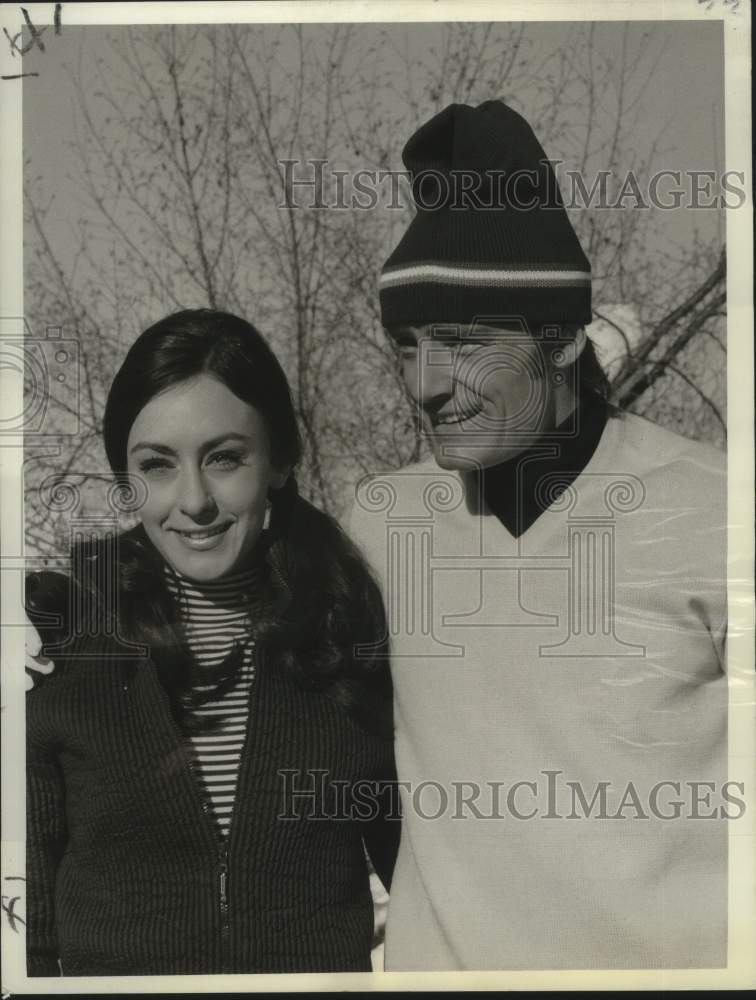 Load image into Gallery viewer, 1971 Press Photo Ice skating champion Peggy Fleming &amp; skier Jean-Claude Killy
