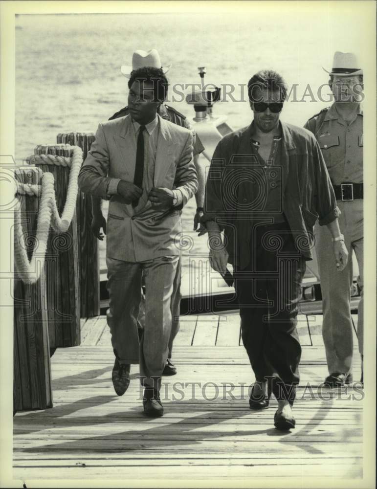 1986 Press Photo Actors Philip Michael Thomas, Don Johnson in "Miami Vice"