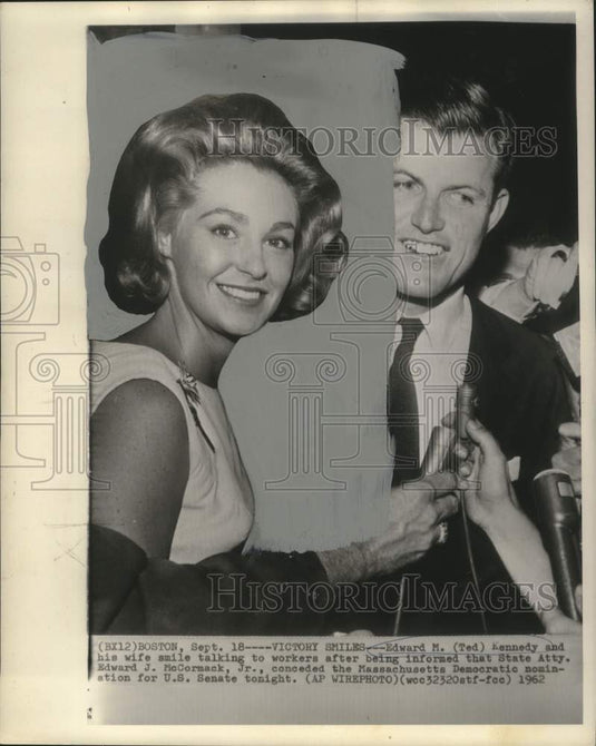 1962 Press Photo Edward (Ted) Kennedy & his wife celebrate a political victory