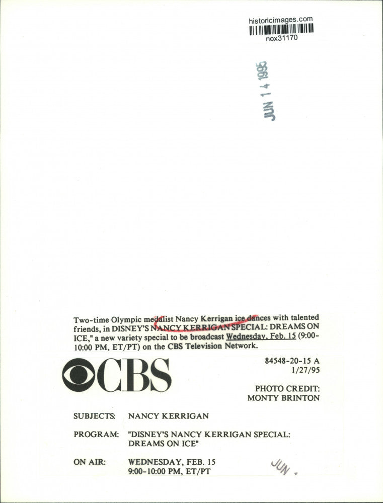 Load image into Gallery viewer, 1995 Press Photo Figure Skater Nancy Kerrigan in Disney Skating Special
