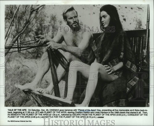 1968 Press Photo Charlton Heston & Linda Harrison in "Planet of the Apes."