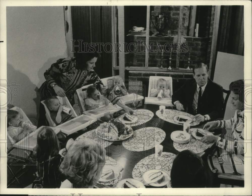 1971 Press Photo Kienast Quintuplets Birthday Party on "First Tuesday"
