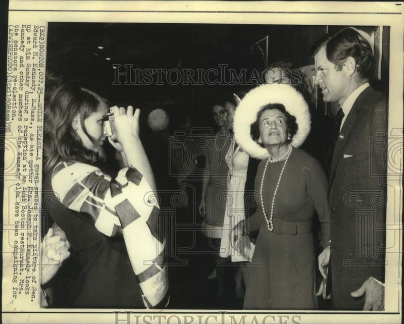 Load image into Gallery viewer, 1970 Press Photo Senator Edward M. Kennedy and his mother at campaign reception.

