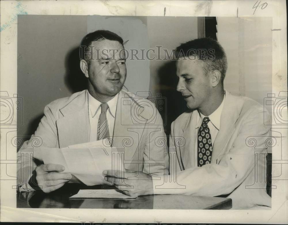 1953 Press Photo Canal Barge Company Canal Engineer Stanhope F. Hopkins