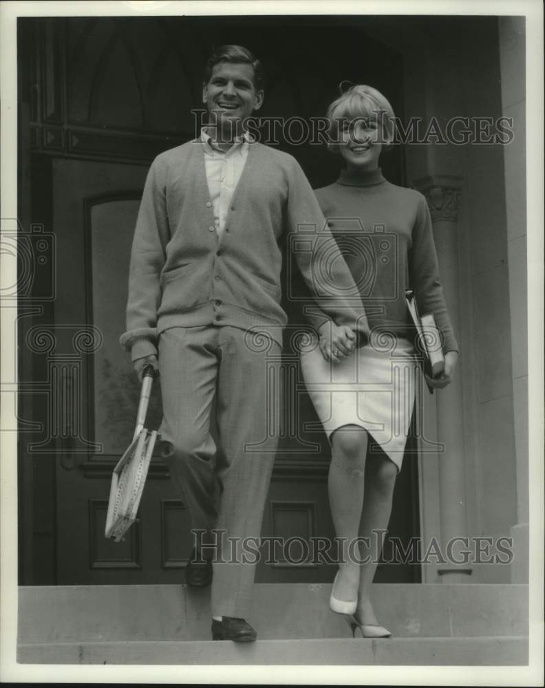 1965 Press Photo Actor Dick Kallman & Actress Linda Foster star in "Hank"
