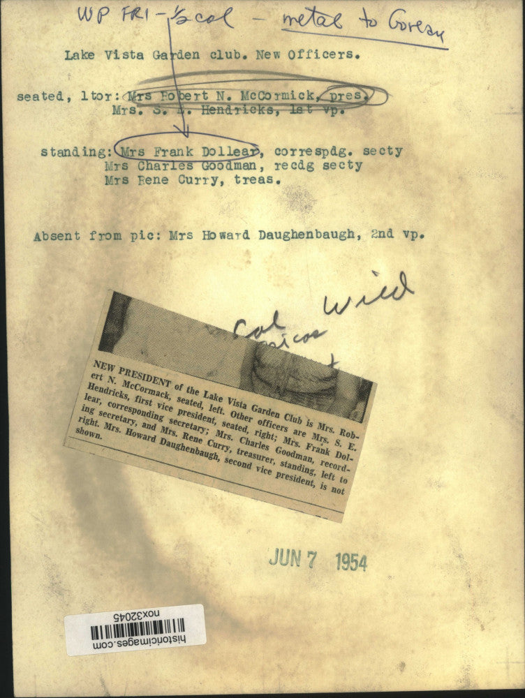 1954 Press Photo Mrs. Robert McCormak, president Lake Vista Garden Club.