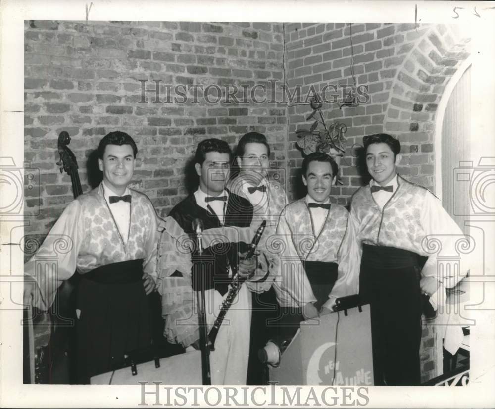 1957 Press Photo Instrumental-Vocal Group Los Latinos - nox32719