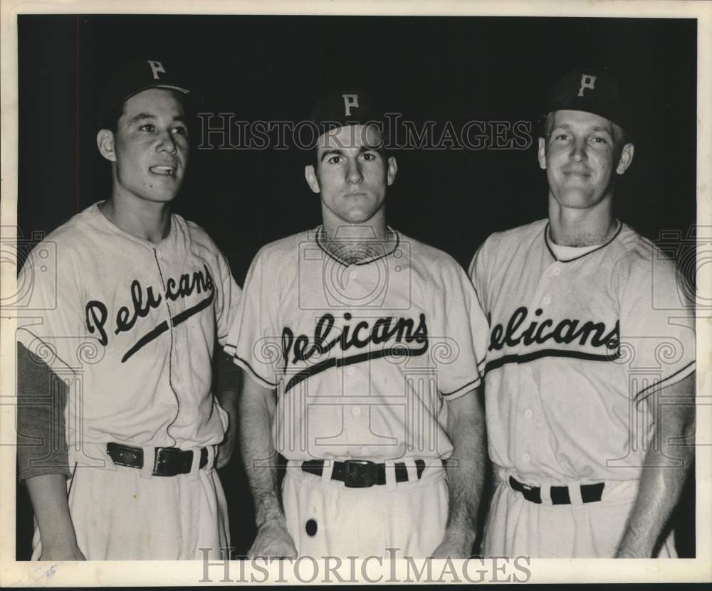 Press Photo New Orleans Saints Garcia, Smith & Gail Henley as Pelican players.