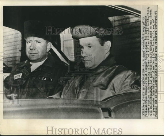 1959 Press Photo Pilot Lieutenant Richard Macklin Released from East Germany