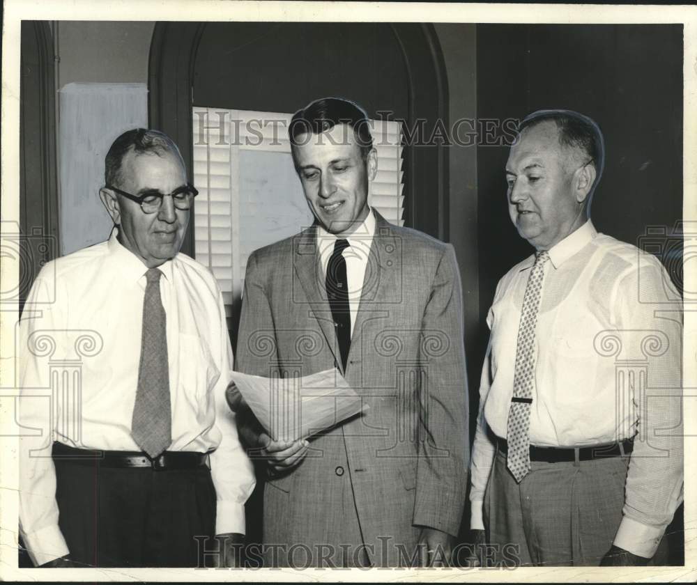 1957 Press Photo American Society of Civil Engineers Award Winner Charles Mansur