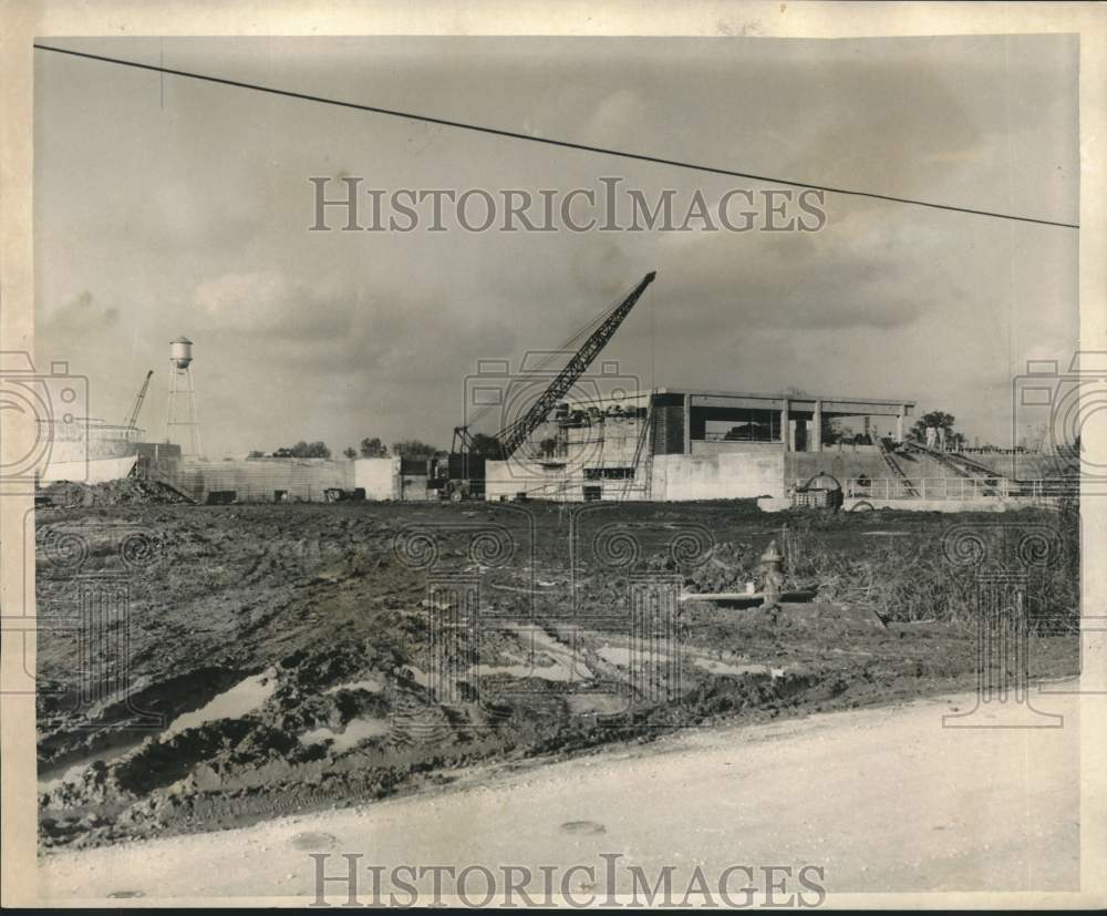 1958 Press Photo A $3 million expansion project in process on the Marrero plant