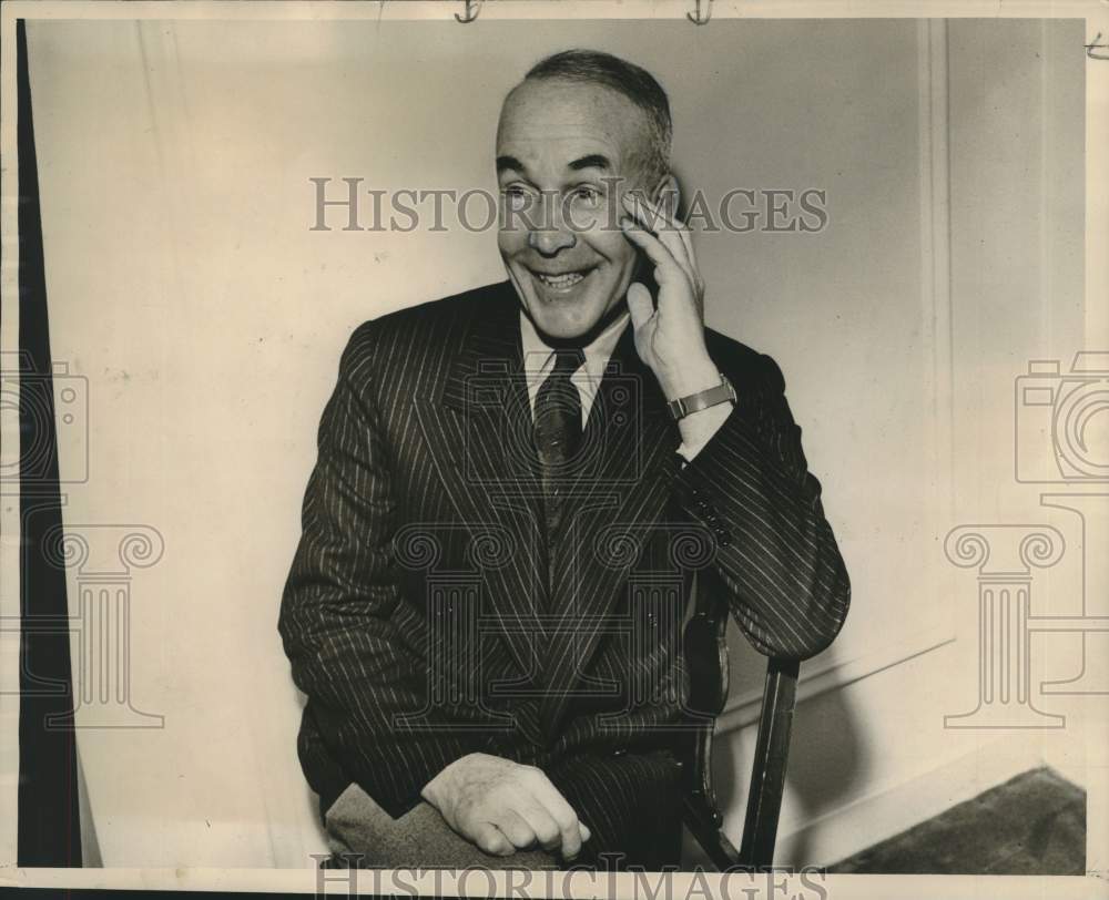 1949 Press Photo Poet Archibald MacLeish spoke to Lyceum-Tulane last night.