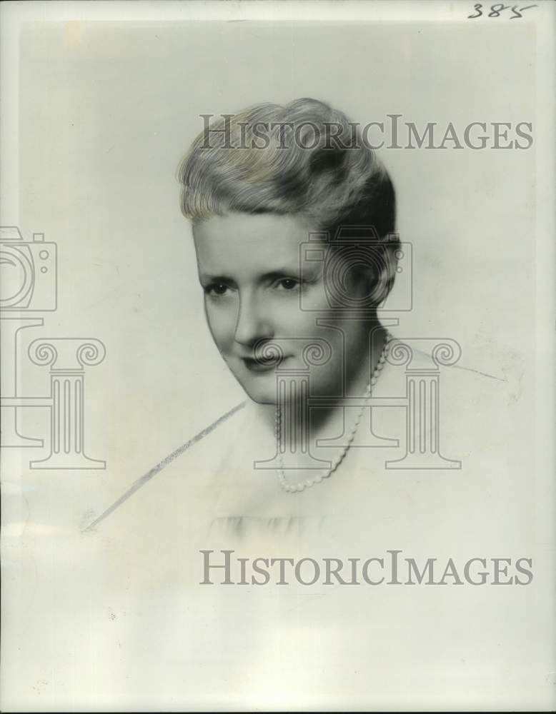 Load image into Gallery viewer, 1954 Press Photo Journalist, Radio Host, Writer Mary Margaret McBride
