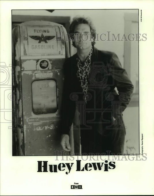 1992 Press Photo Musician Huey Lewis of Band Huey Lewis and the News - nox33764