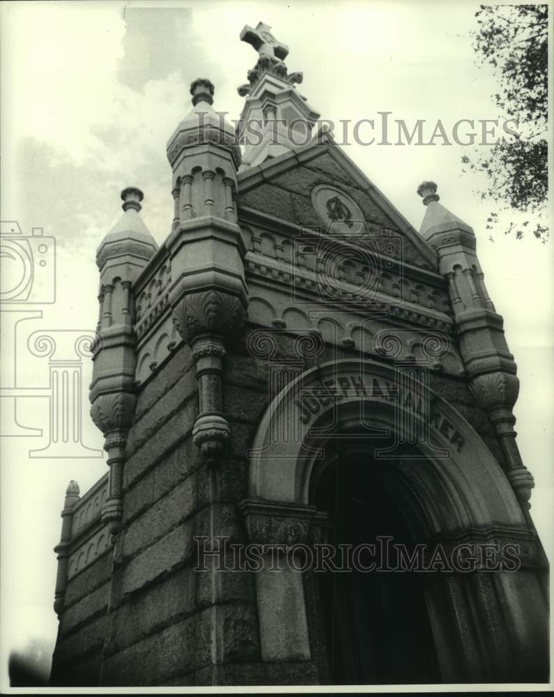 1974 Press Photo Joseph A. Walter Tomb in Metairie Cemetery, Louisiana