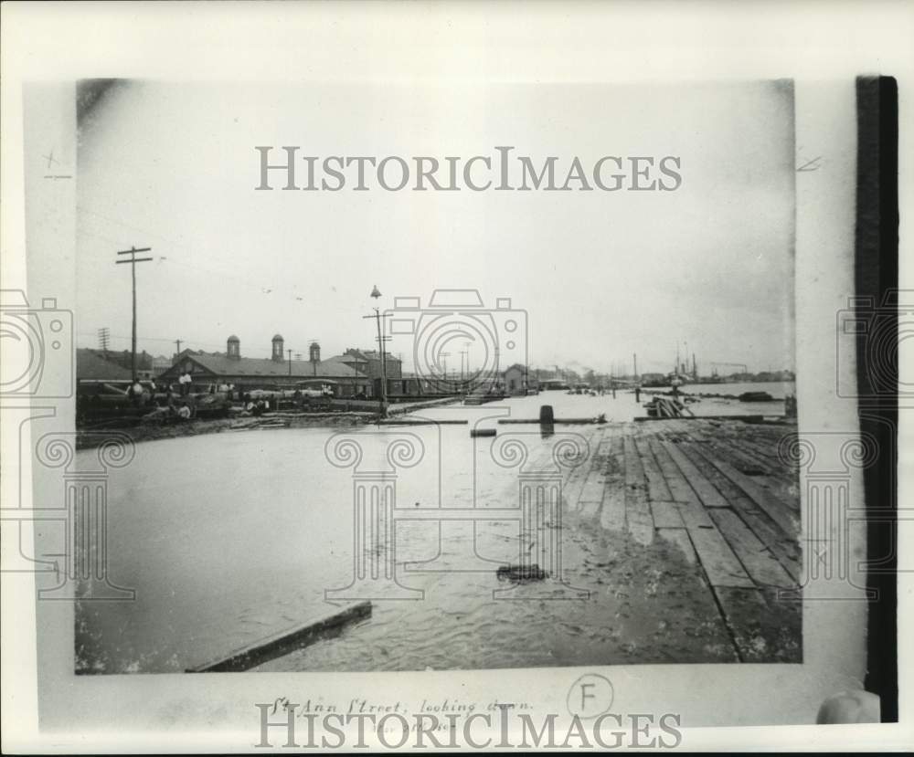 1960 Press Photo Levee Break at Algiers Point, New Orleans - nox33985