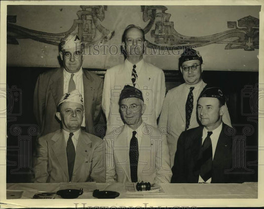 Press Photo "States-Item" Sports Editor Harry Martinez - nox34504