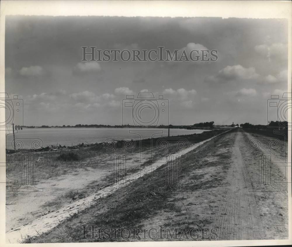 1955 Press Photo Carrollton and the Mississippi River. - nox35522