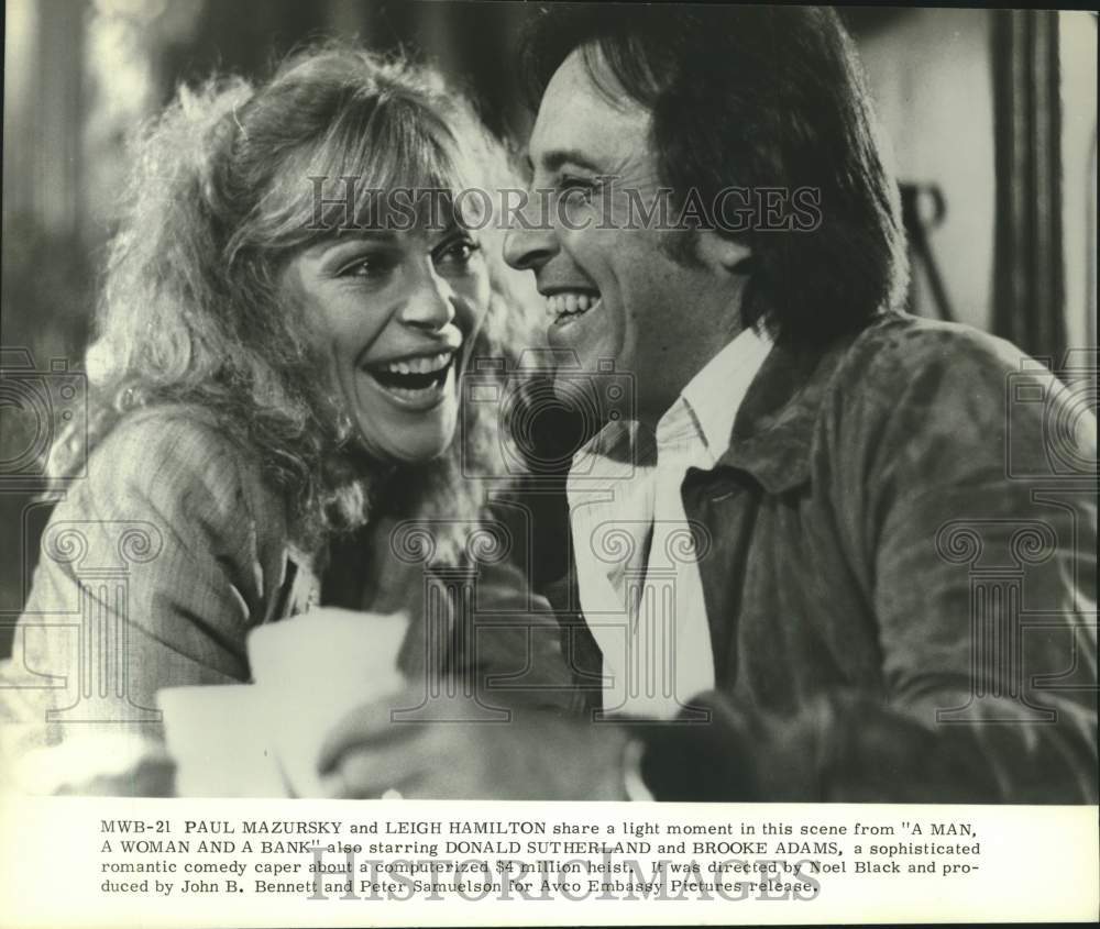 Press Photo Actors Leigh Hamilton, Paul Mazursky in &quot;A Man, a Woman and a Bank&quot;- Historic Images