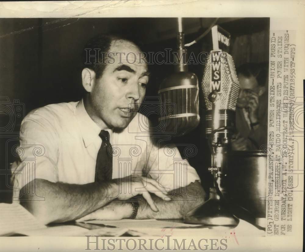Press Photo Power Union president George Mueller sets a power strike via radio