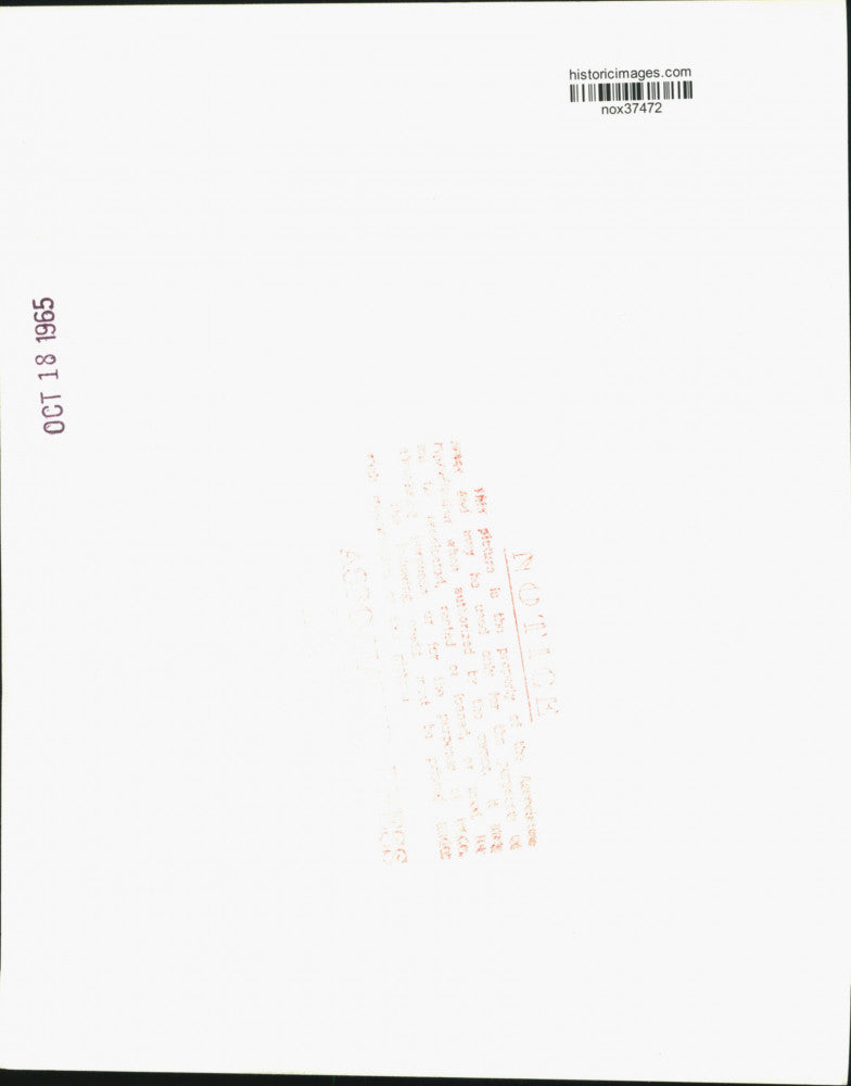 1965 Press Photo Cuban Refugee Couple Arrive in Key West - nox37472