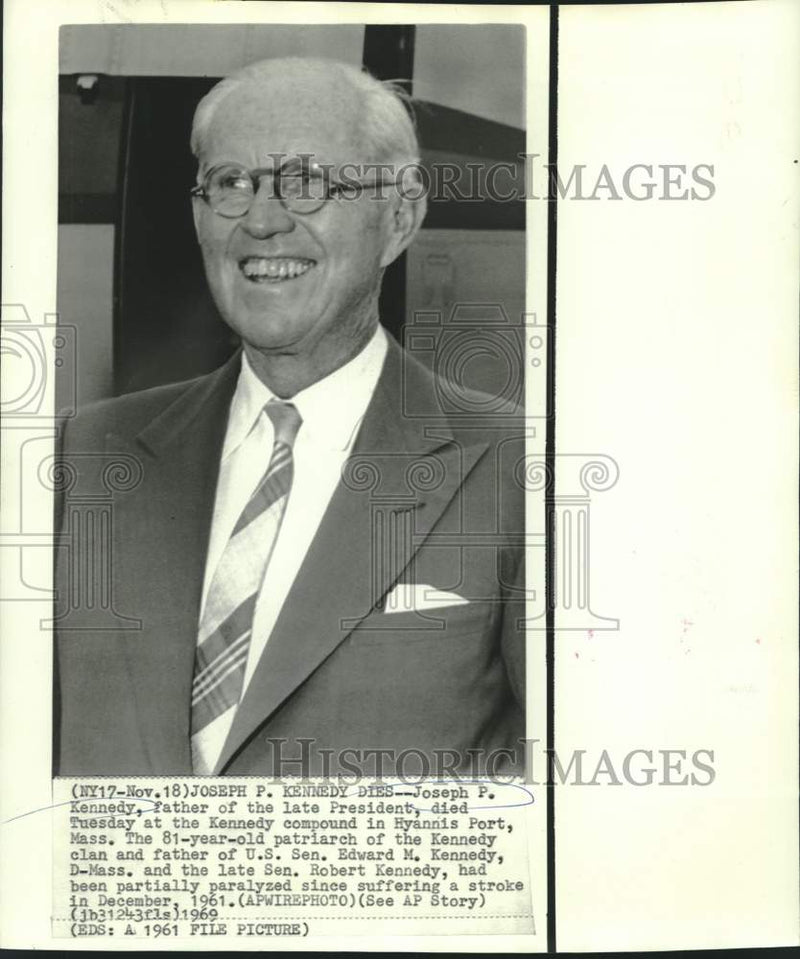 Load image into Gallery viewer, 1969 Press Photo Joseph P. Kennedy died in his home in Hyannis Port Massachusets
