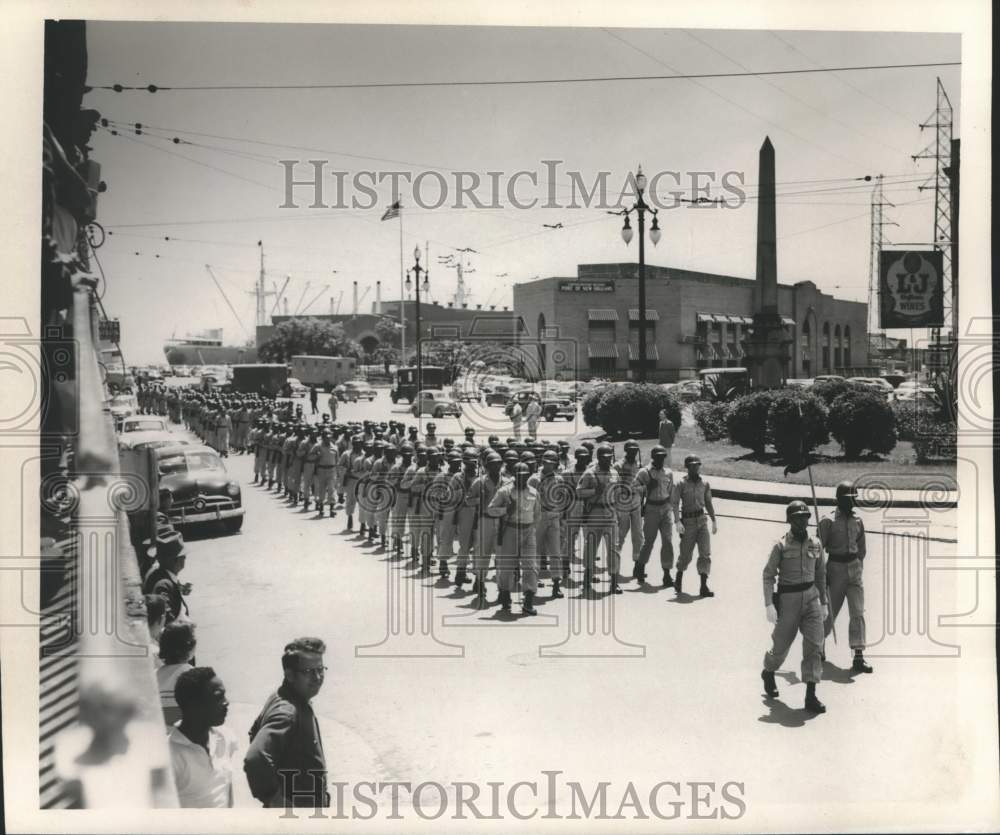 1955 Press Photo Pan-American Day Parade, New Orleans - nox39750