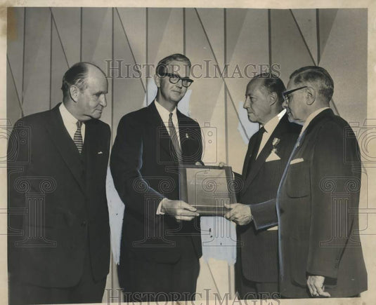 1958 Press Photo Presentation of 1958 Theodore Brent award to Eugenia Mendoza.
