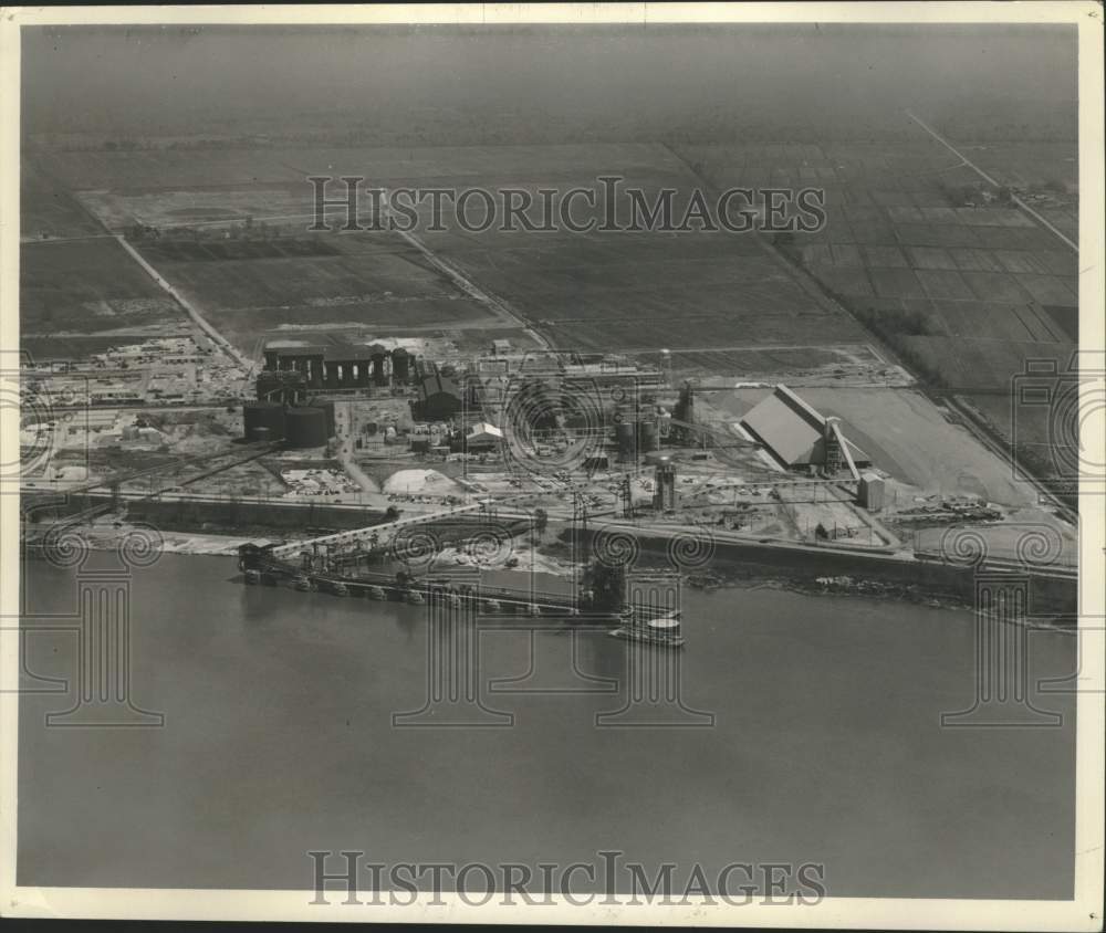 1957 Press Photo Bulk marine terminal, Ormet Corporation plant at Burnside, LA