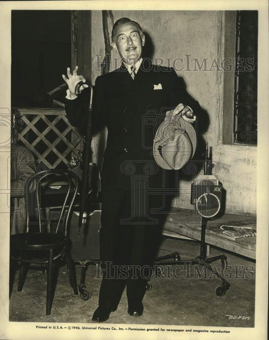 1946 Press Photo Impersonator's Inc. Pres. Hungarian actor Paul Lukas, Hollywood- Historic Images