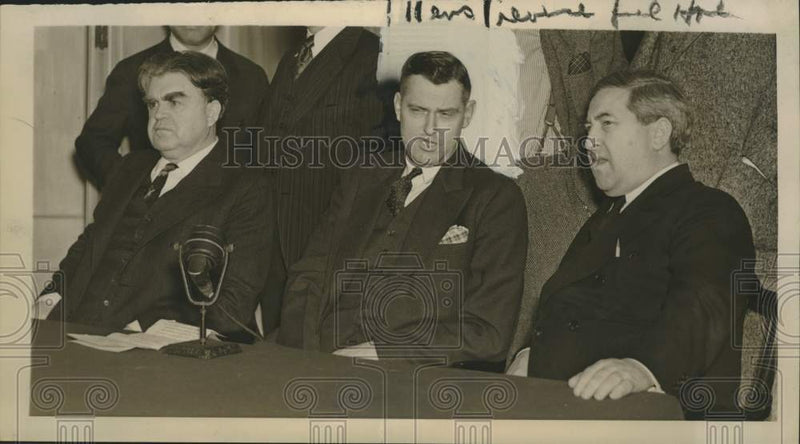 Load image into Gallery viewer, 1938 Press Photo Conference, Hotel Biltmore to negotiate end of soft coal strike
