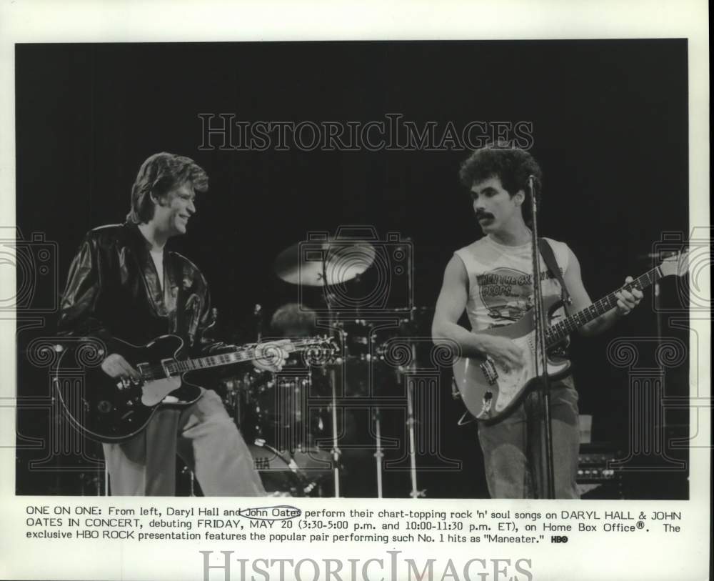 1983 Press Photo Musicians Daryl Hall &amp; John Oates in HBO Concert Special- Historic Images