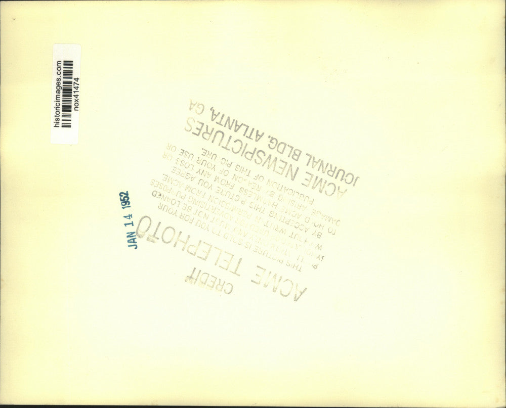 1951 Press Photo American POW Receives Medical Attention at North Korean Camp