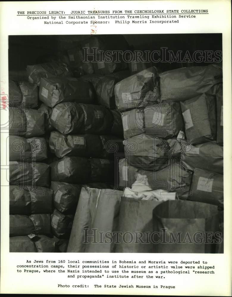 1985 Press Photo Jewish Deportees&#39; Personal Belongings Stored in Prague